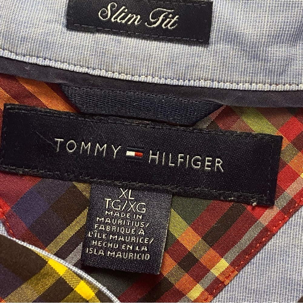 Tommy Hilfgher Shirt Men XL Red Plaid Cotton Long Sleeve Button Down Slim Fit - Picture 2 of 10